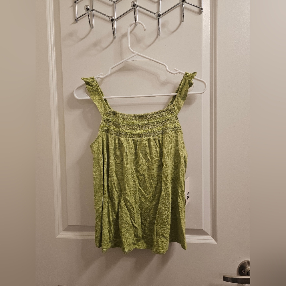 NWT Green Smocked Tank